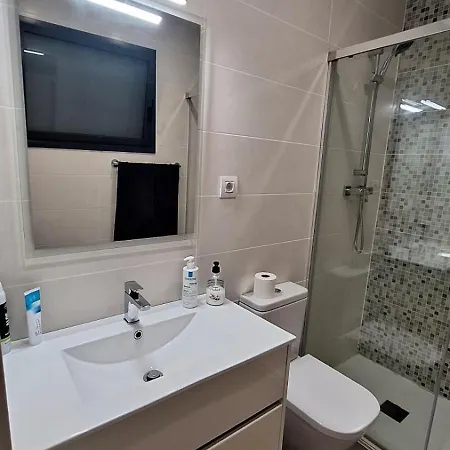Bed & Breakfast Superior Room With Ensuite Bathroom *