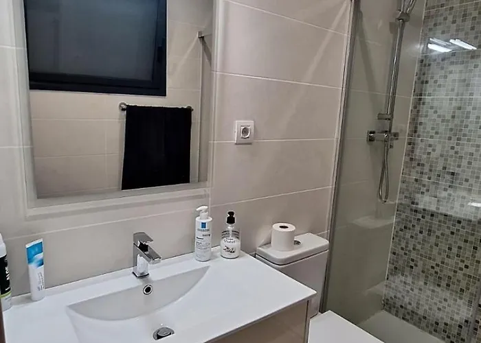 לינה וארוחת בוקר Superior 4*